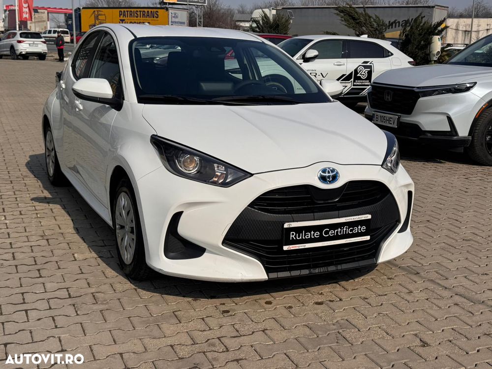 Toyota Yaris 1.5 VVT-i HSD Eco - 3