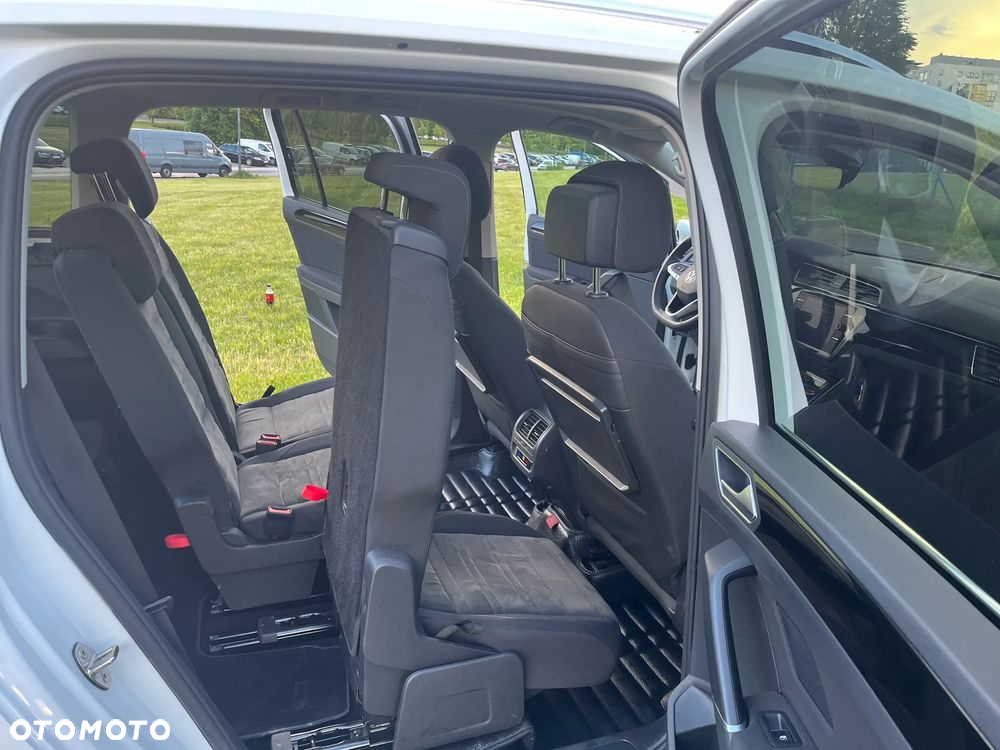 Volkswagen Touran 2.0 TDI BMT Highline DSG - 12