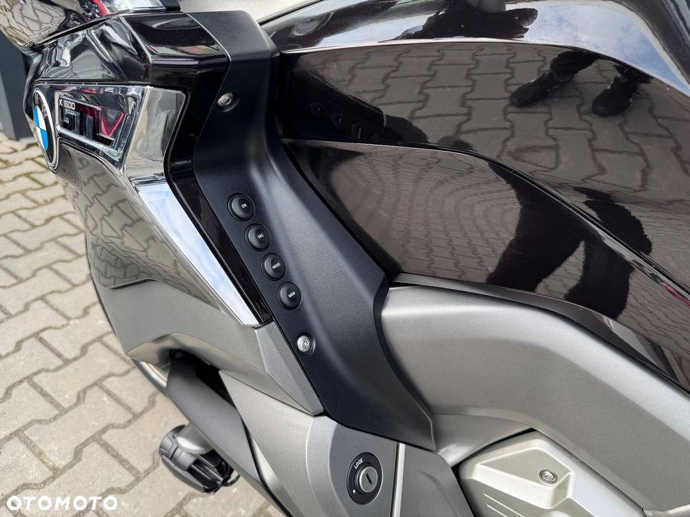 BMW K - 19