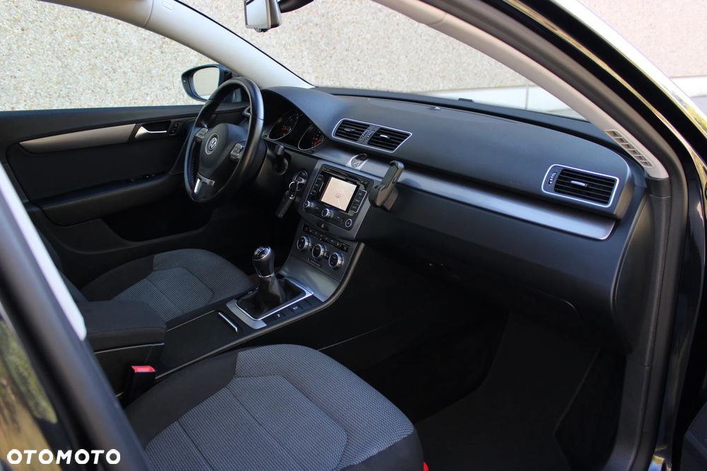 Volkswagen Passat 1.6 TDI BlueMotion - 35