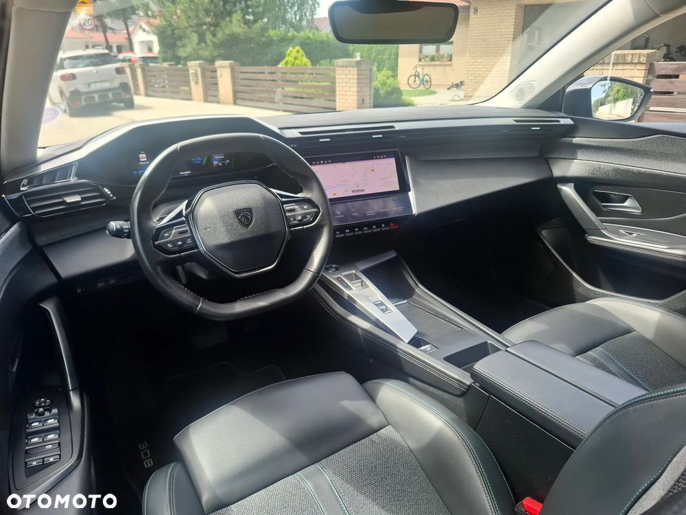Peugeot 308 1.6 Hybrid PHEV Allure EAT8 - 7