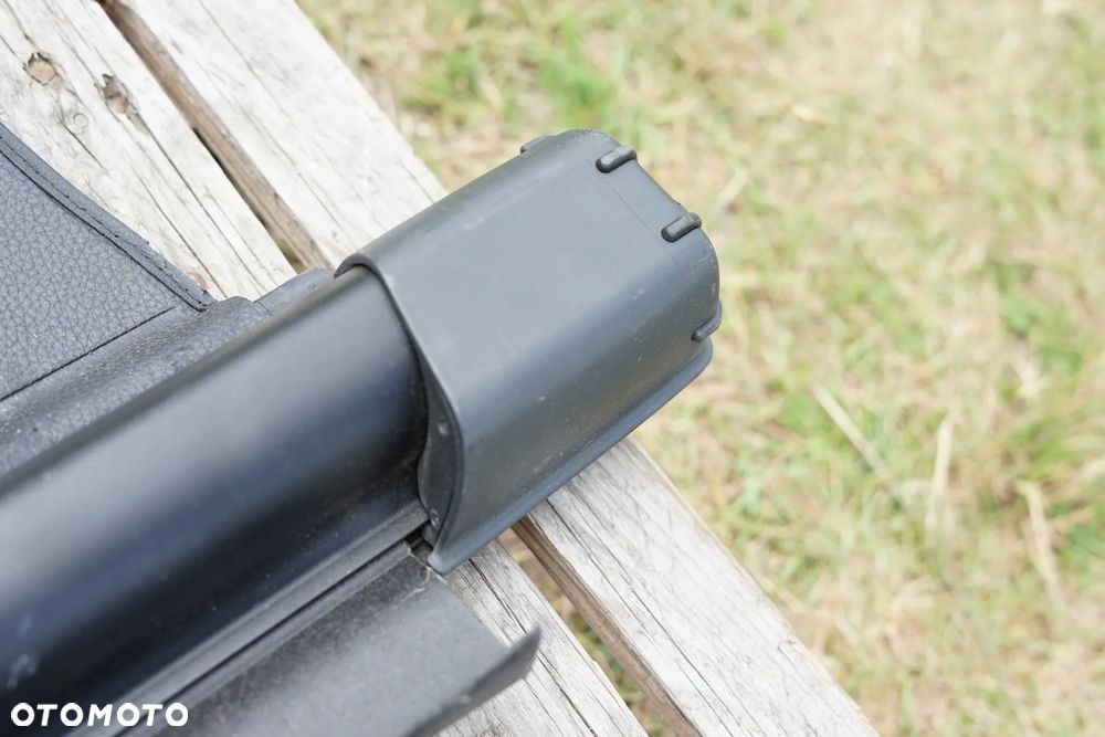 Roleta bagażnika VW Passat B6 Kombi 9937000039 - 10