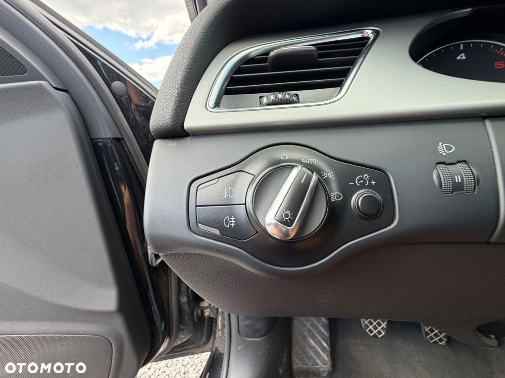 Audi A4 Avant 2.0 TDI DPF Ambiente - 23