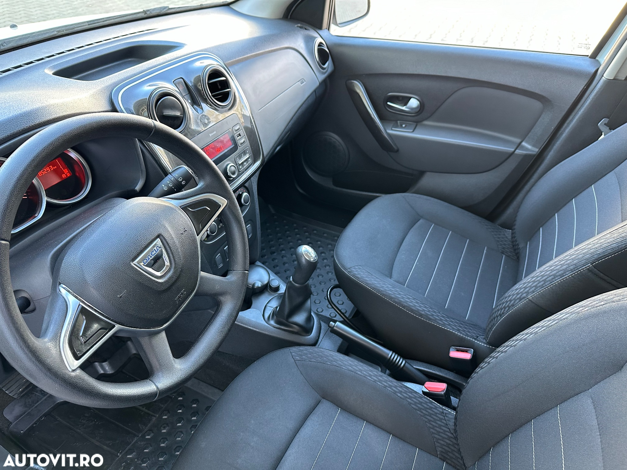 Dacia Logan 1.5 Blue dCi Laureate - 21