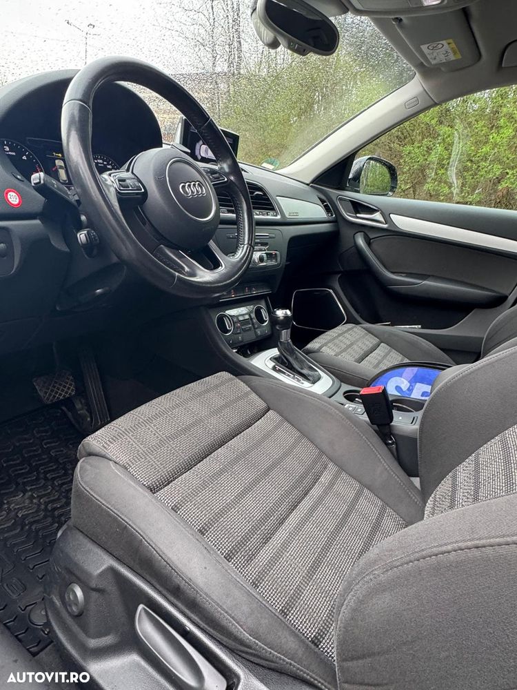 Audi Q3 2.0 TDI Quattro S tronic sport - 6