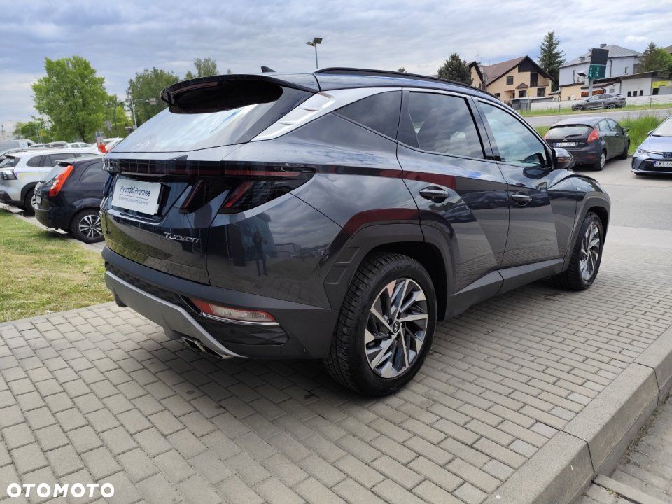 Hyundai Tucson - 10
