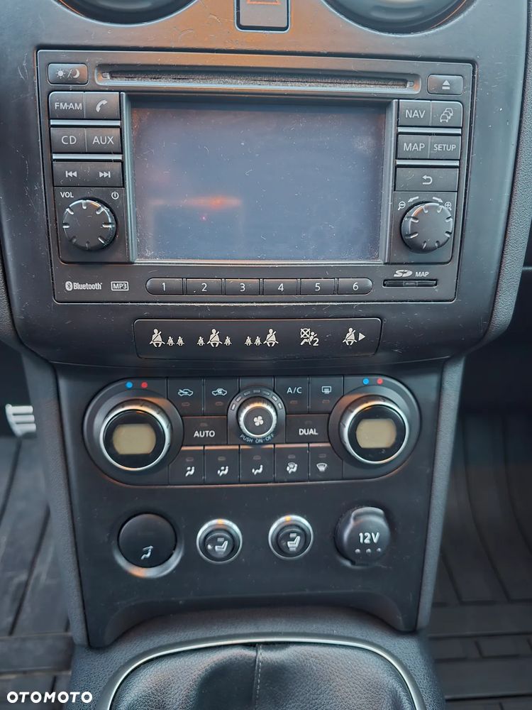 Nissan Qashqai 2.0 4x4 Acenta - 26