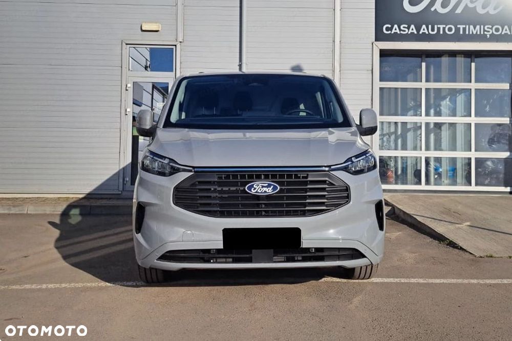 Ford Transit Custom 320 L2H1 Limited A8 2.0 170KM - 4