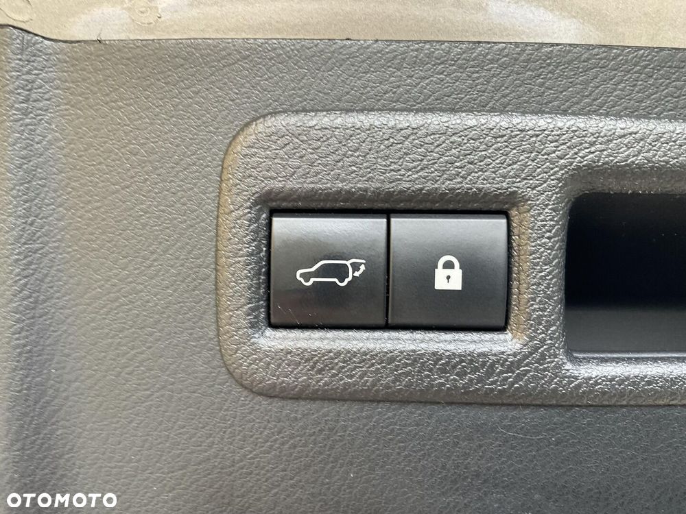 Lexus NX 300 F Impression AWD - 34