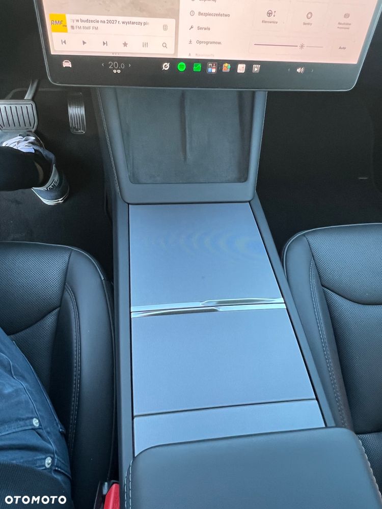 Tesla Model 3 Long Range RWD - 17