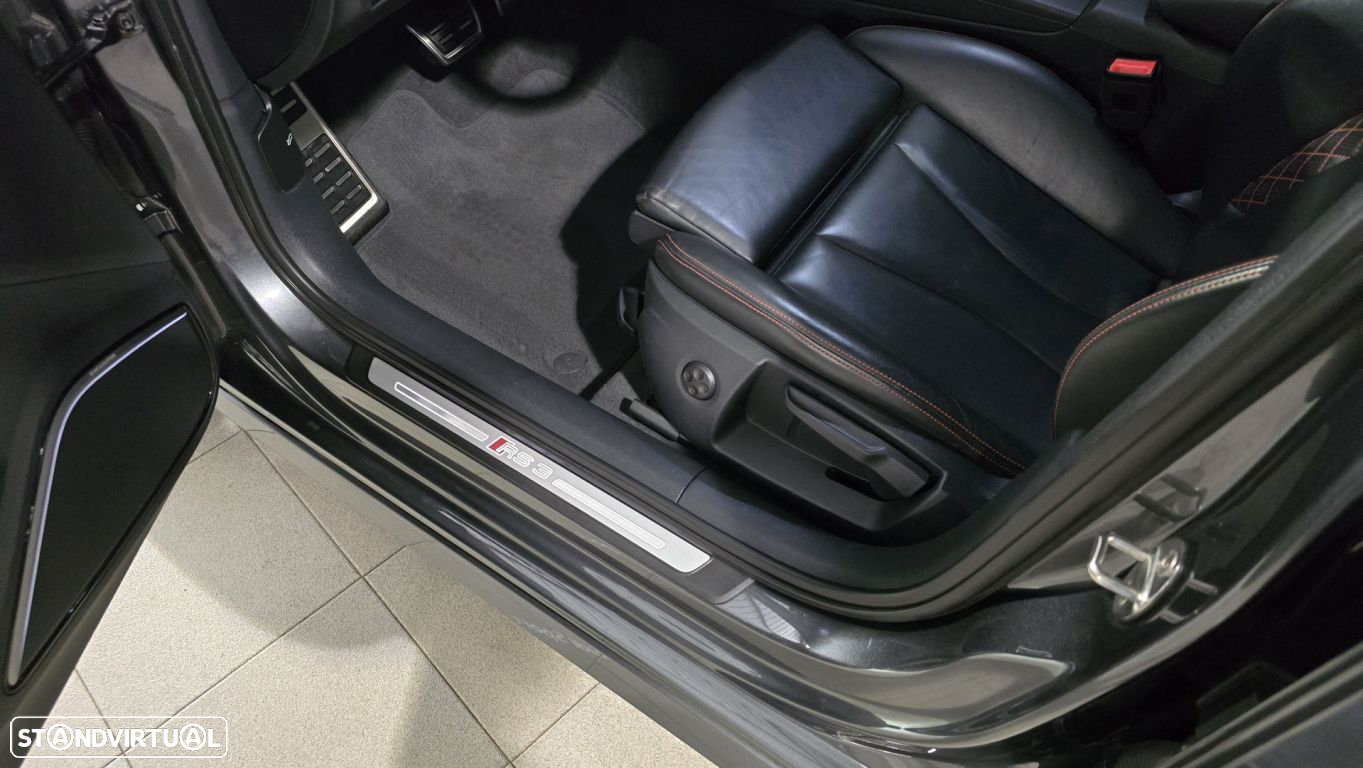Audi RS3 Sportback 2.5 TFSI quattro S tronic - 39
