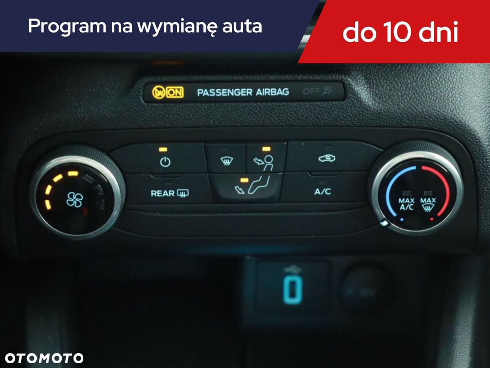 Ford Focus SW - 14