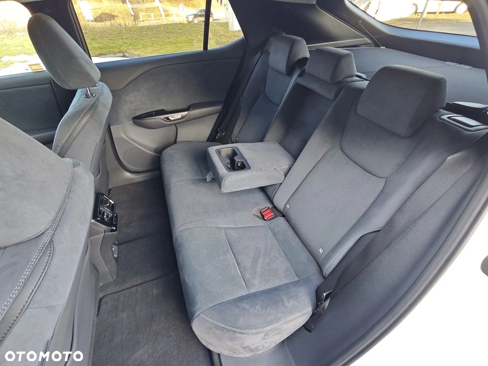 Lexus RZ 450e Omotenashi DIRECT4 - 14