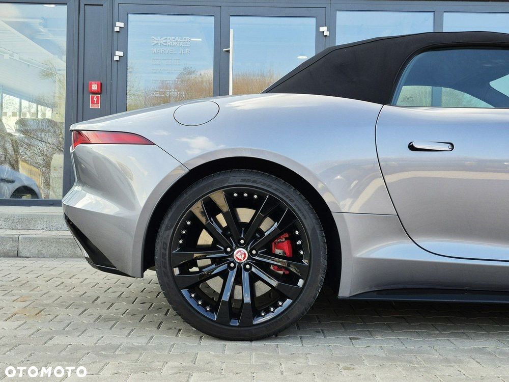 Jaguar F-Type - 7