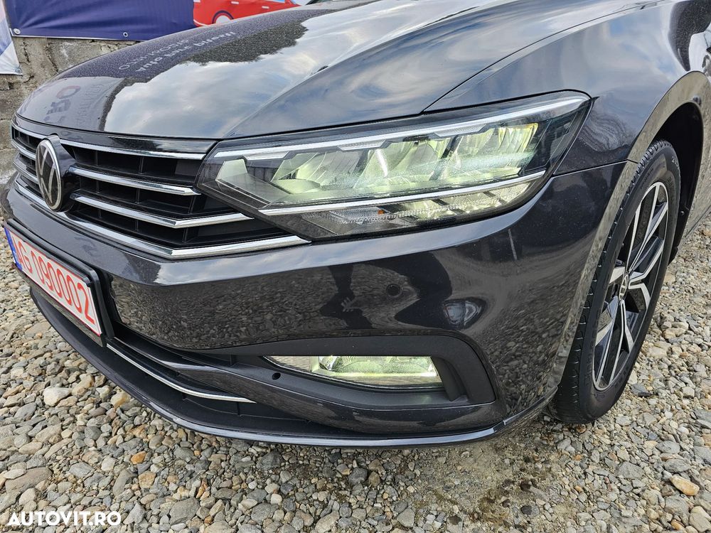 Volkswagen Passat - 17