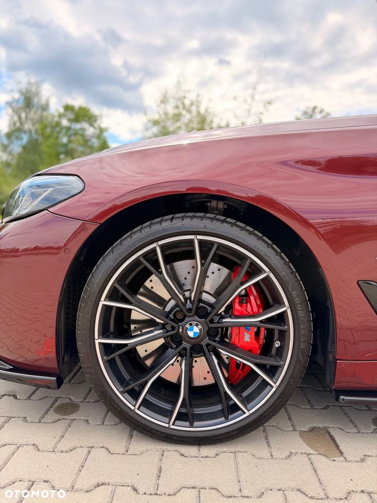 BMW Seria 5 540i xDrive mHEV sport - 33