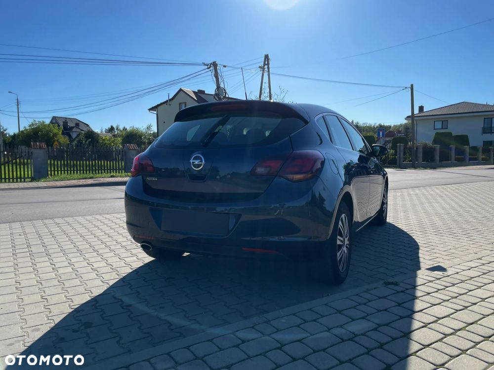 Opel Astra IV 1.4 T Sport - 5