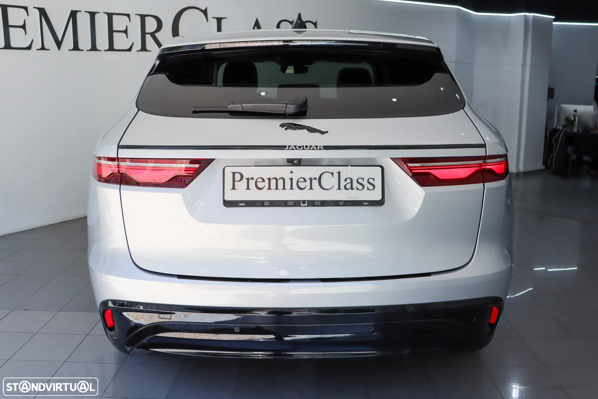 Jaguar F-Pace 2.0 P400e AWD R-Dynamic S - 22