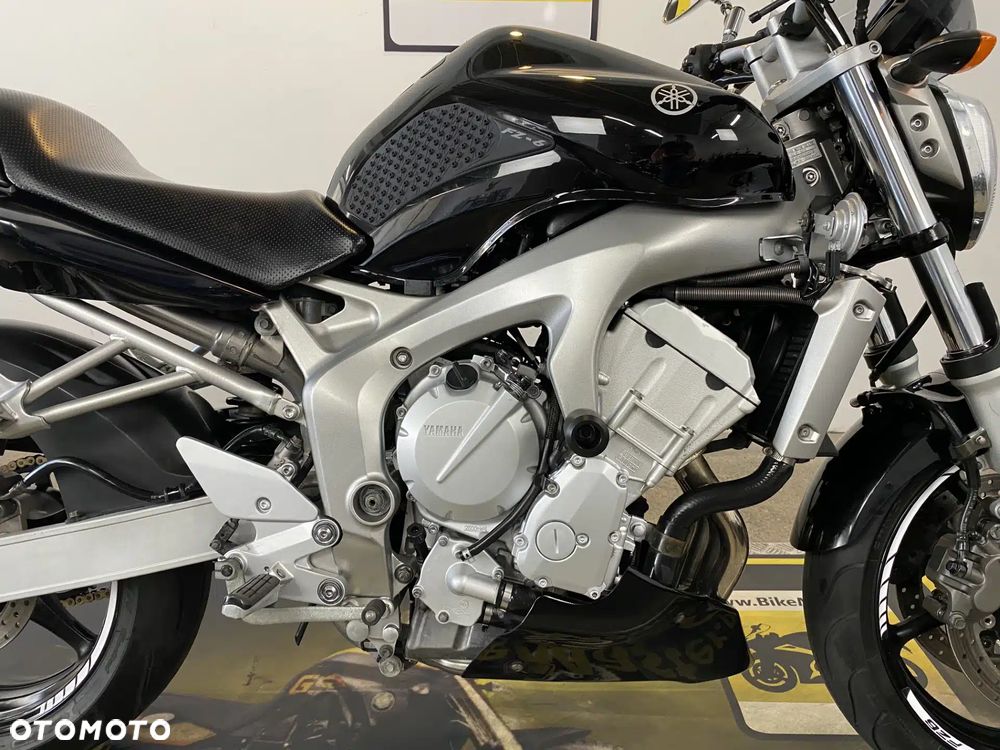 Yamaha FZ6 - 7