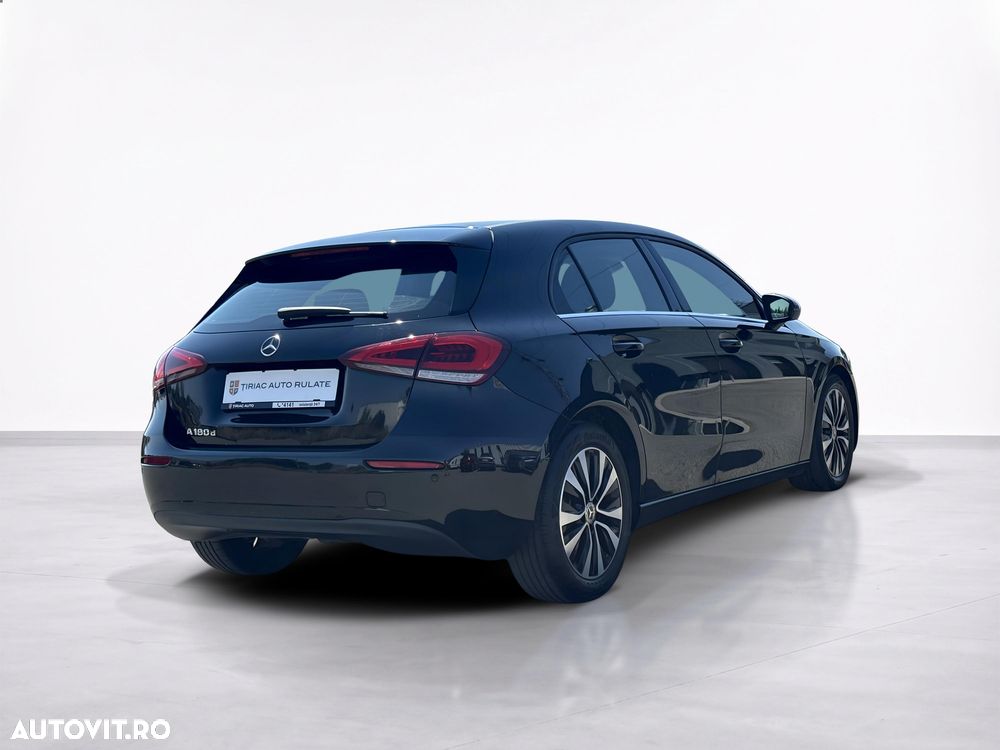 Mercedes-Benz A 180 d 8G-DCT Progressive - 6