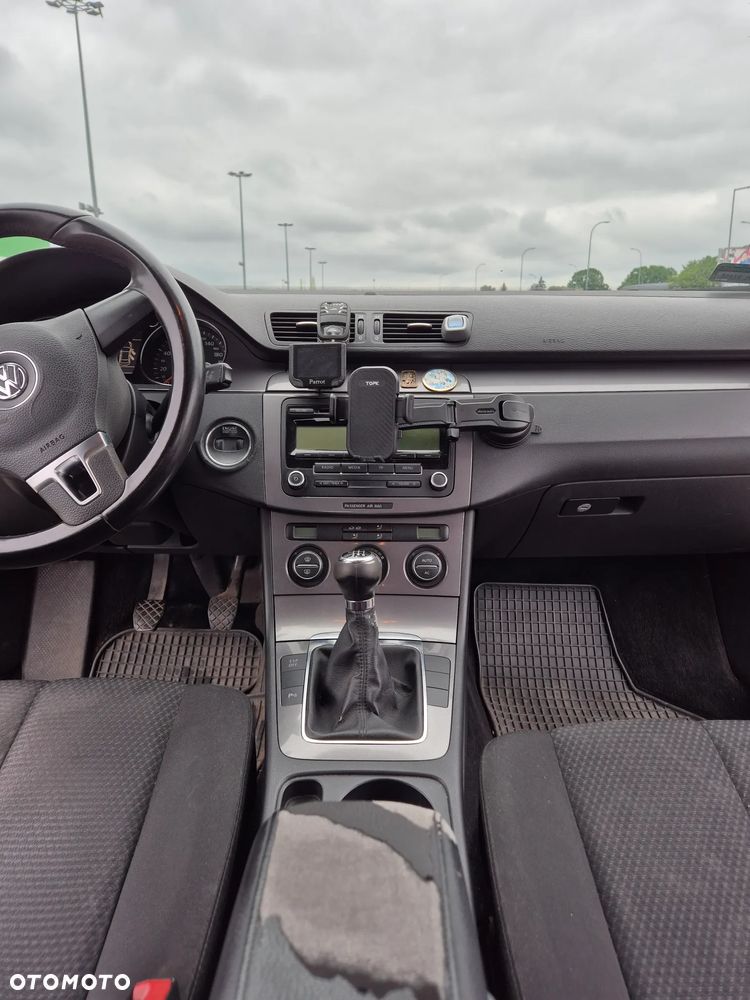 Volkswagen Passat 1.8 TSI Comfortline - 16