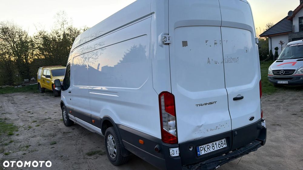 Ford Transit - 32