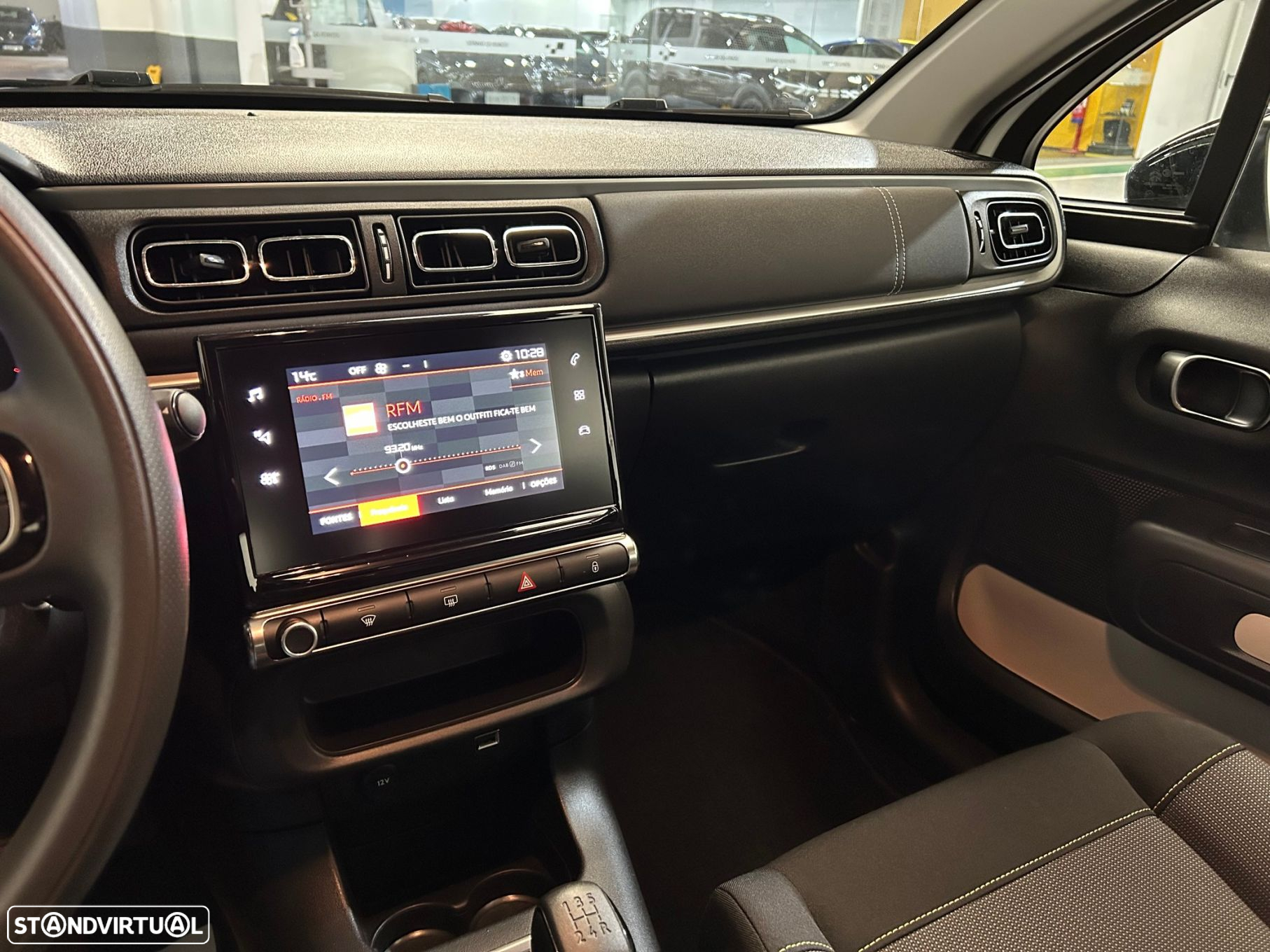 Citroën C3 1.2 PureTech C-Series - 24