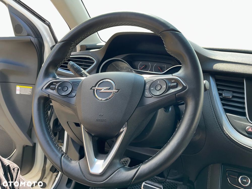 Opel Grandland X 1.2 T GPF Elite S&S - 12