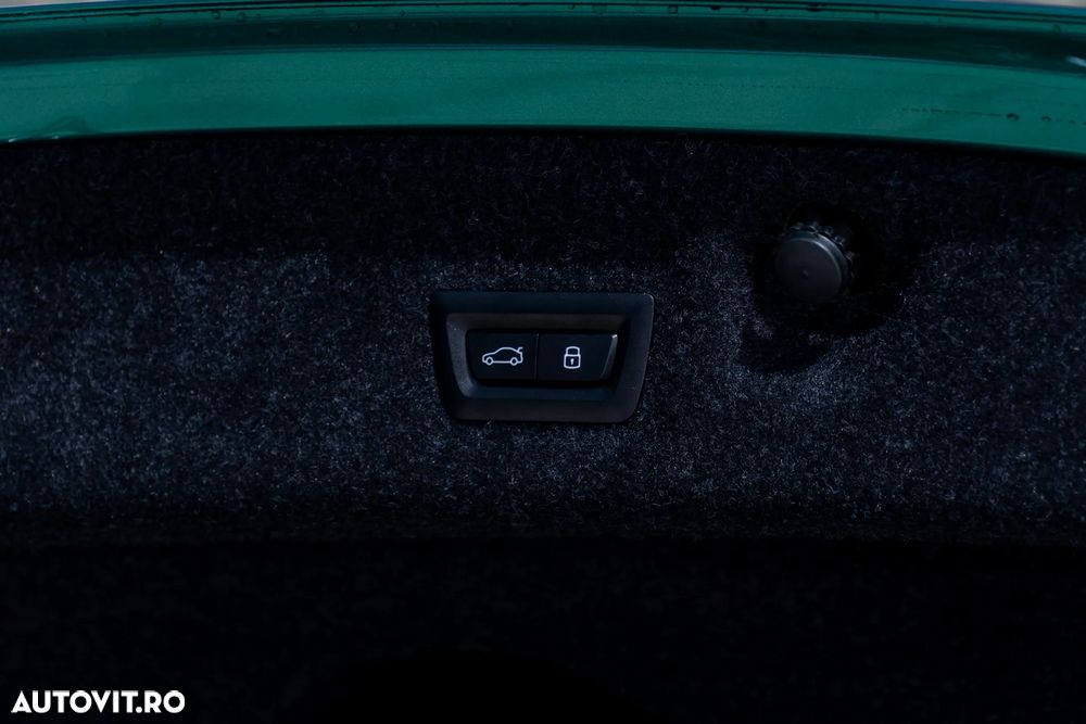 BMW M4 Competition M xDrive AT - 34