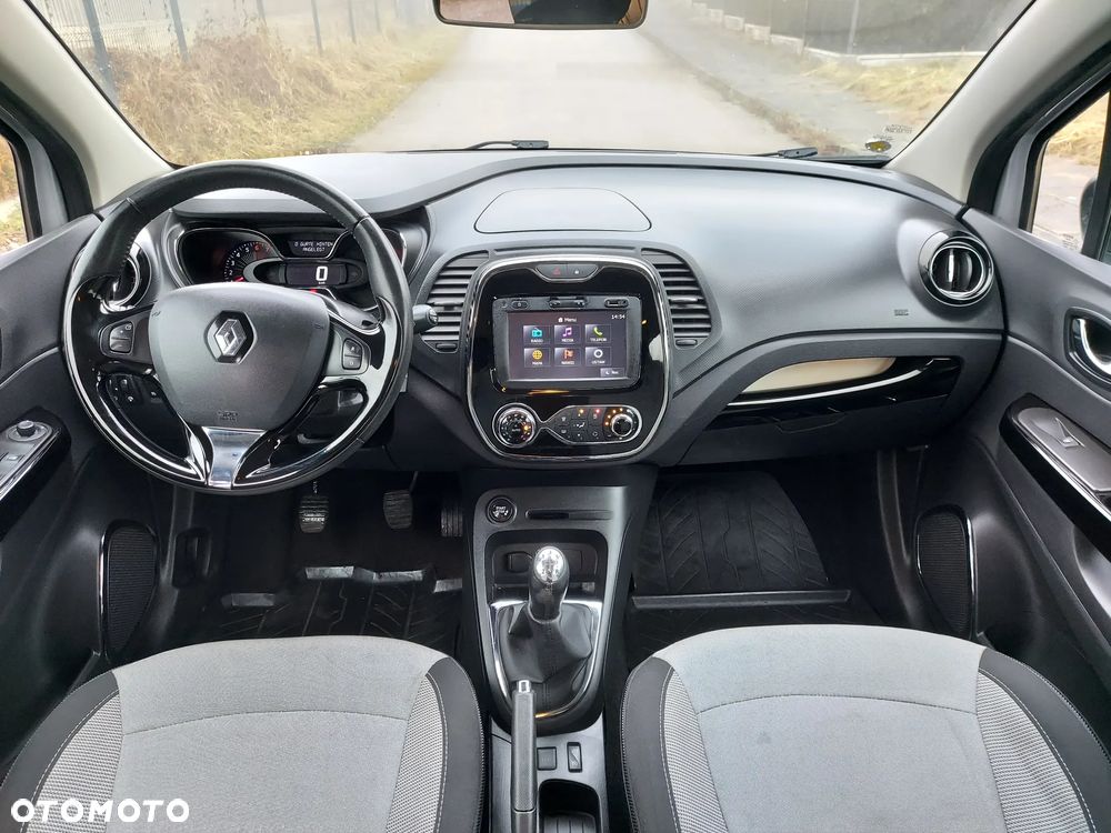 Renault Captur 0.9 Energy TCe Life EU6 - 17