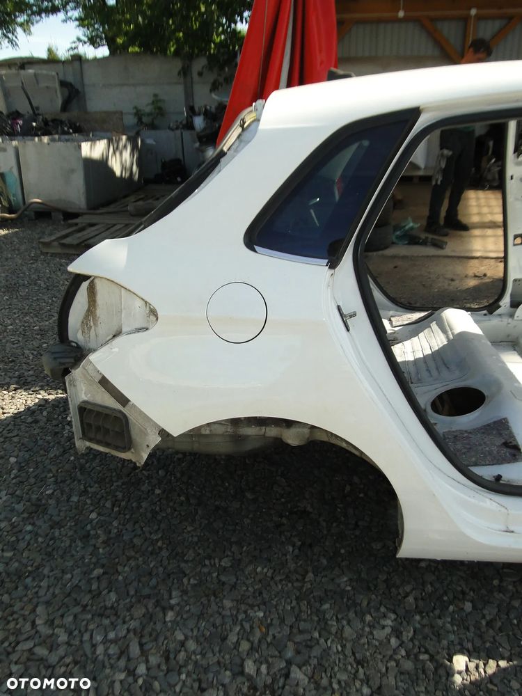 CITROEN C4 II BŁOTNIK ĆWIARTKA PRAWY TYŁ TYLNY EWP EUROPA - 1
