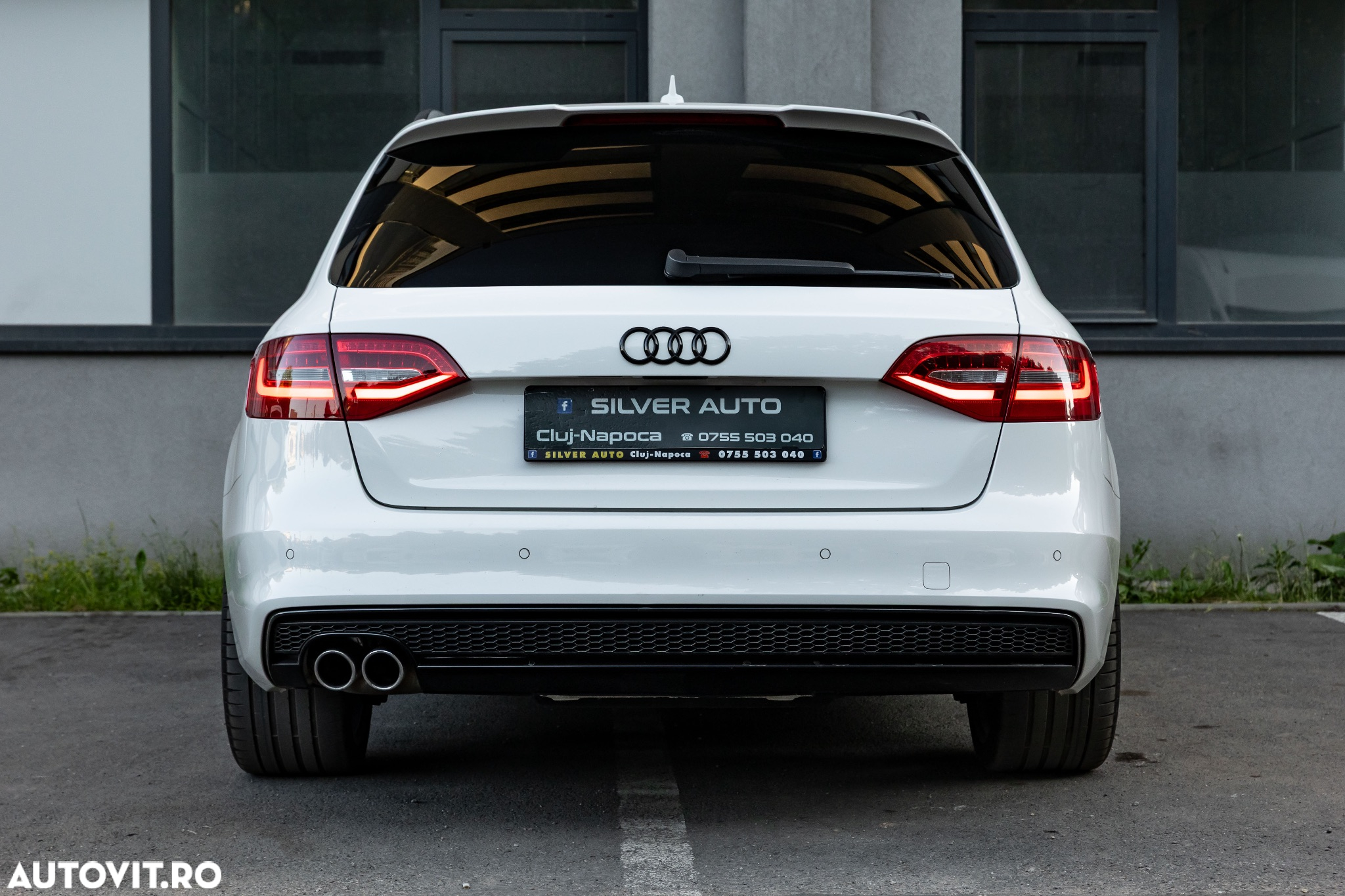Audi A4 Avant 40 TDI S tronic S line - 23