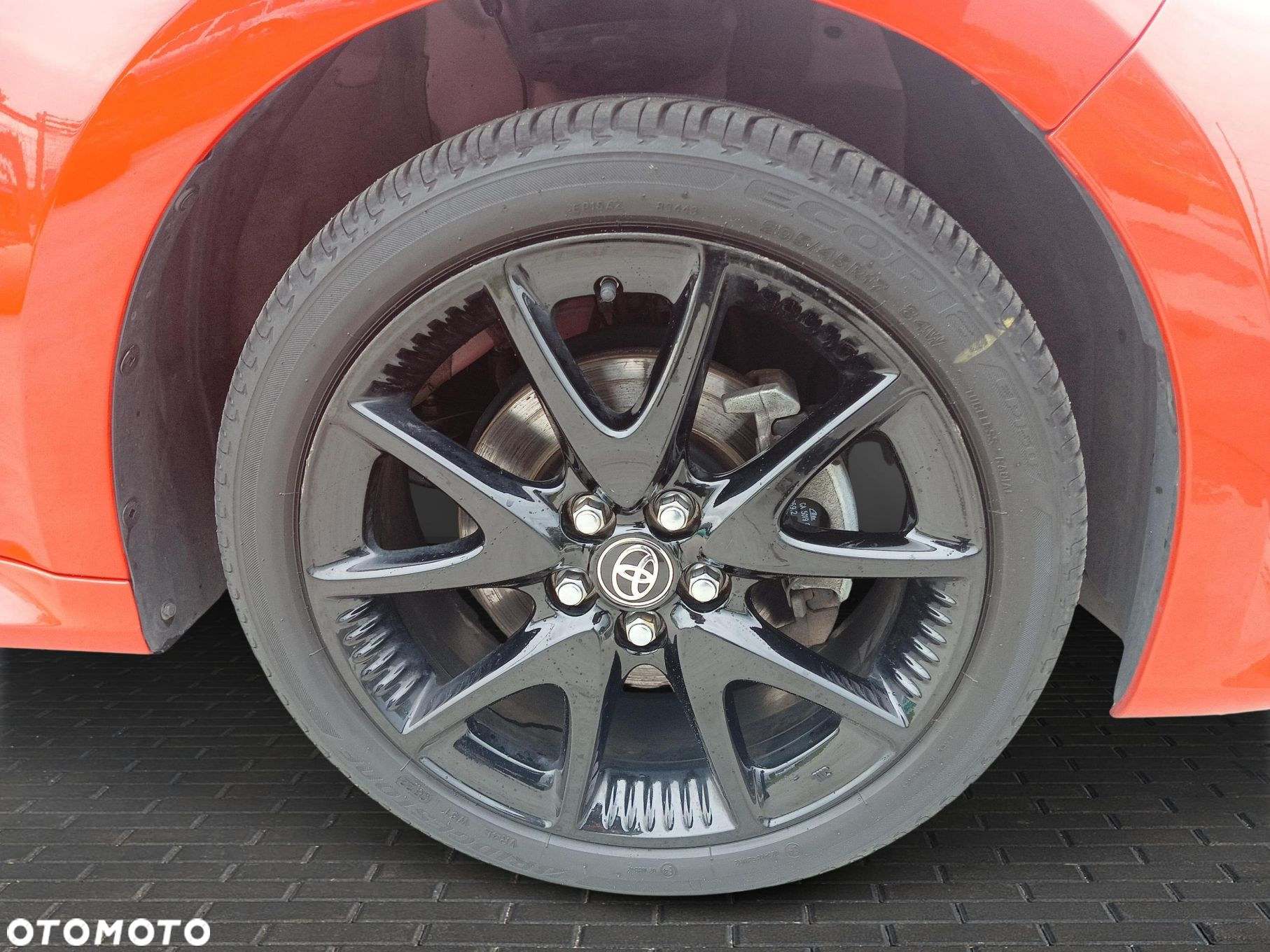 Toyota Yaris - 10