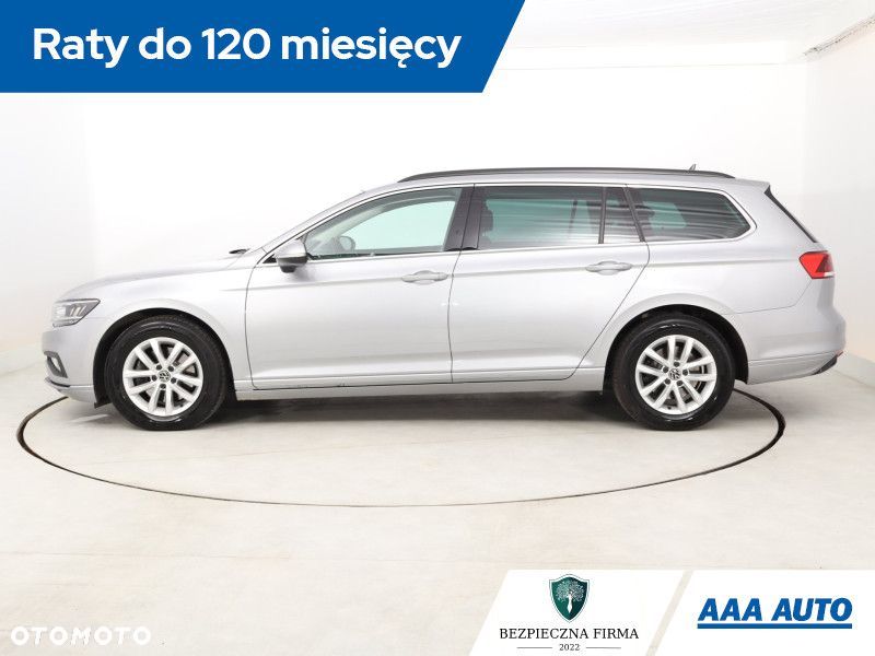 Volkswagen Passat Variant - 4