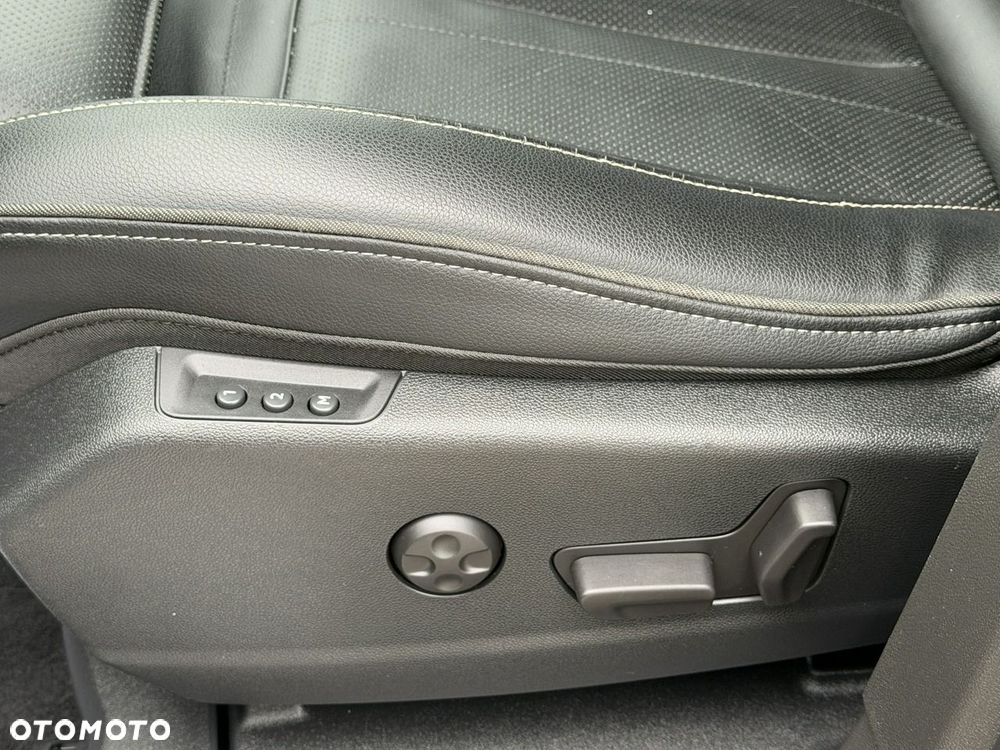 Opel Grandland X 1.6 DStart/Stop Automatik Business INNOVATION - 18