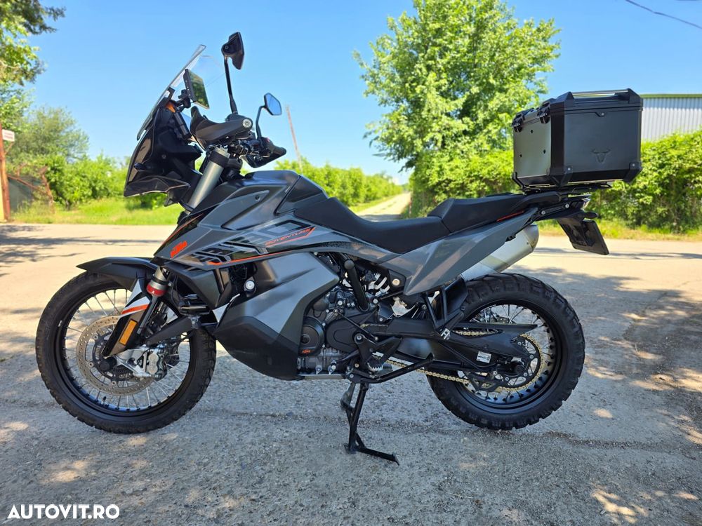KTM 890 Adventure - 1