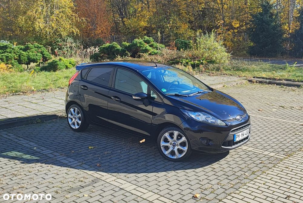 Ford Fiesta 1.25 Champions Edition - 4