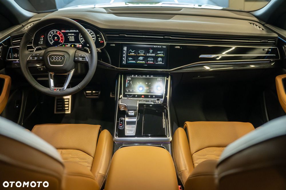 Audi RS Q8 - 20