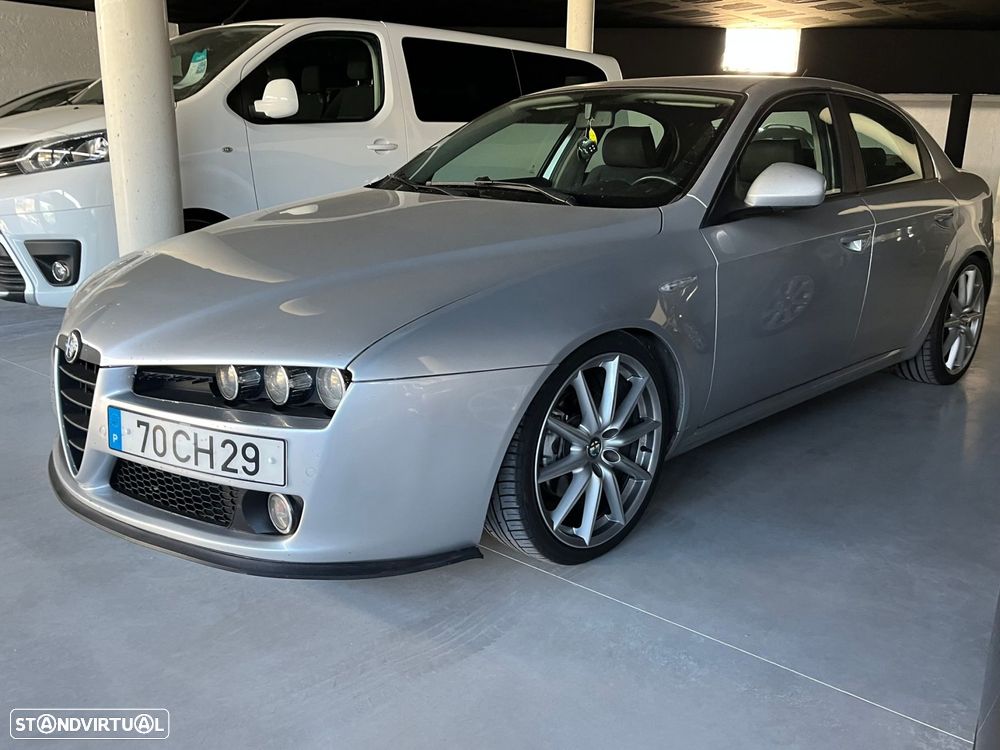 Alfa Romeo 159 1.9 JTDm 16V Sportiva - 1