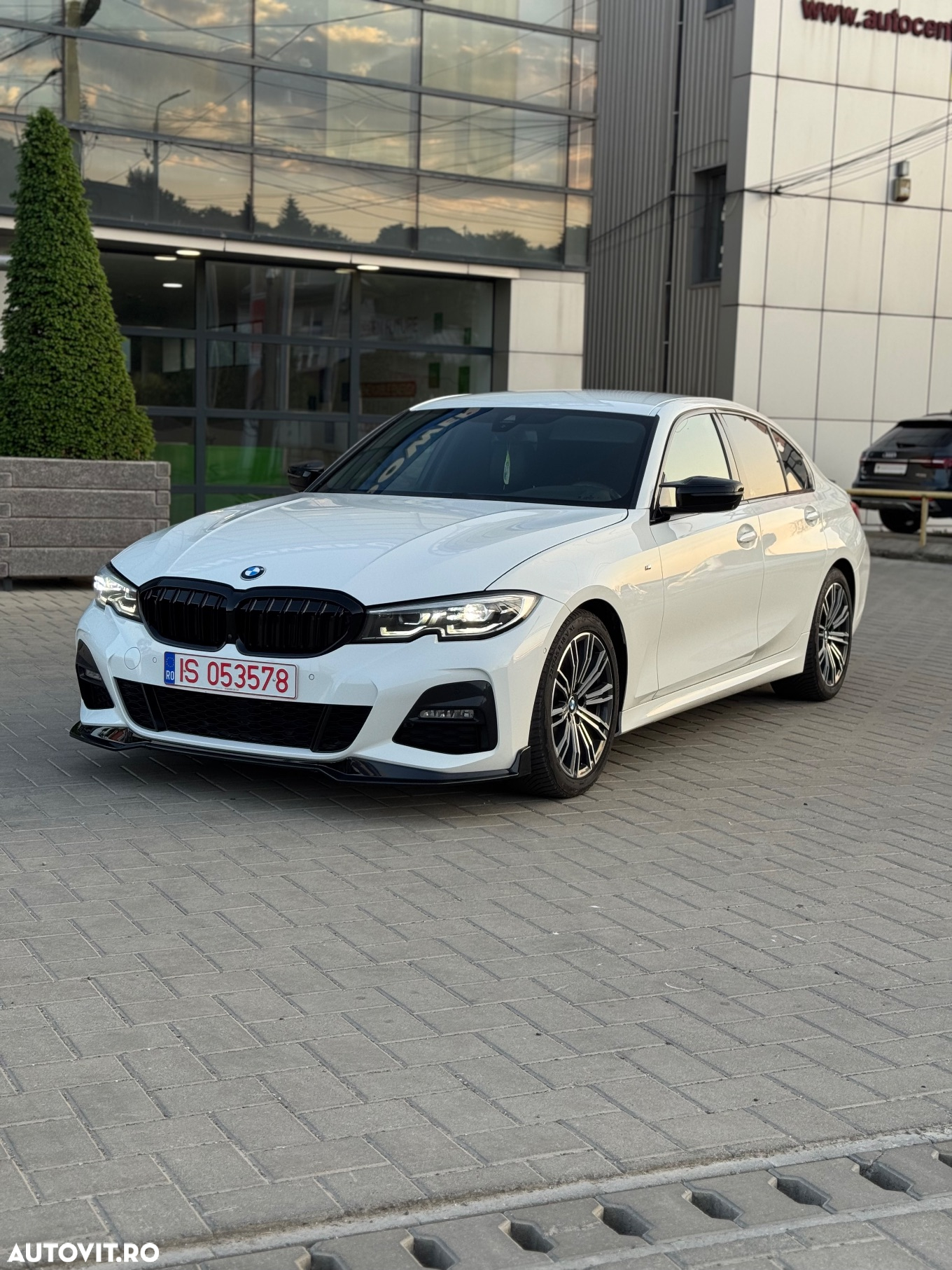 BMW Seria 3 - 30