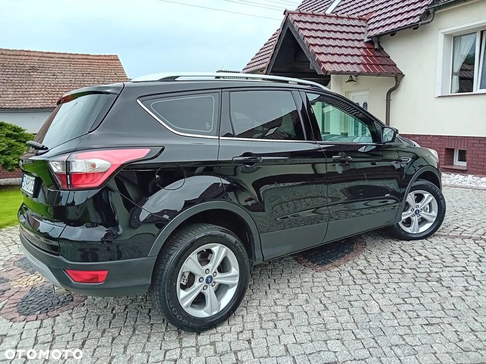 Ford Kuga 2.0 TDCi 4x4 Titanium - 25