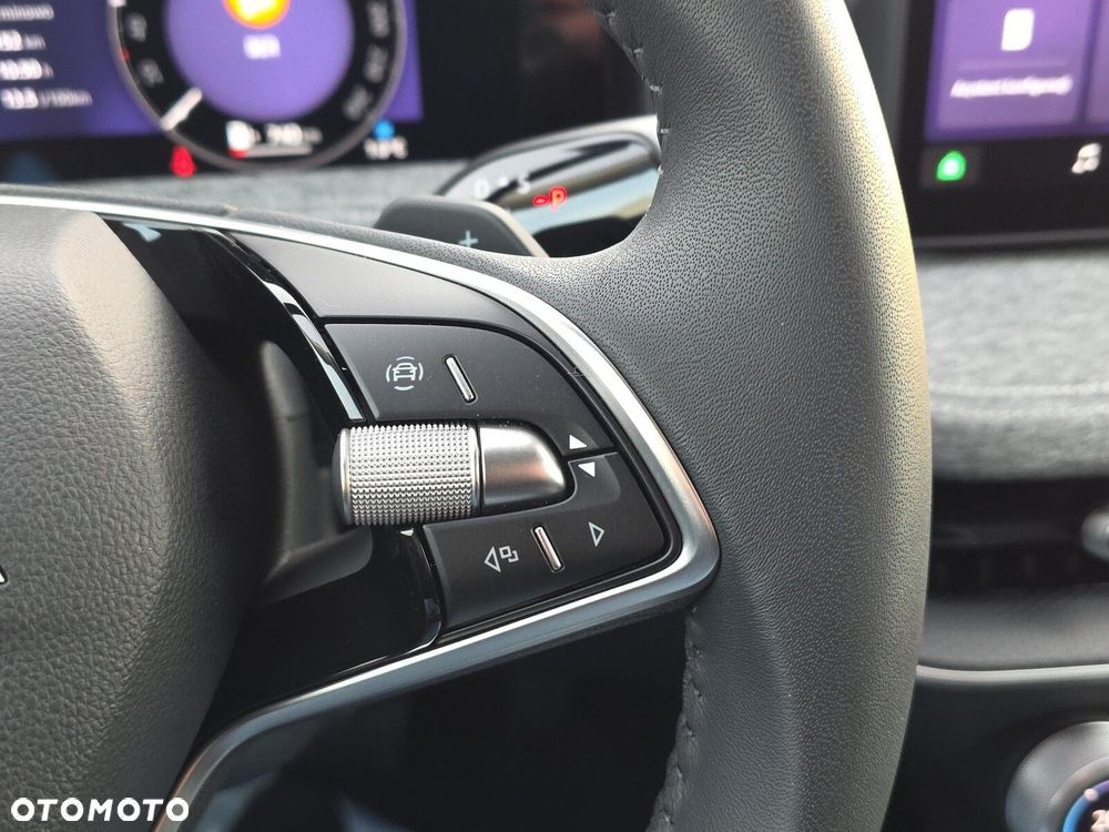 Skoda Superb 2.0 TSI Selection DSG - 31