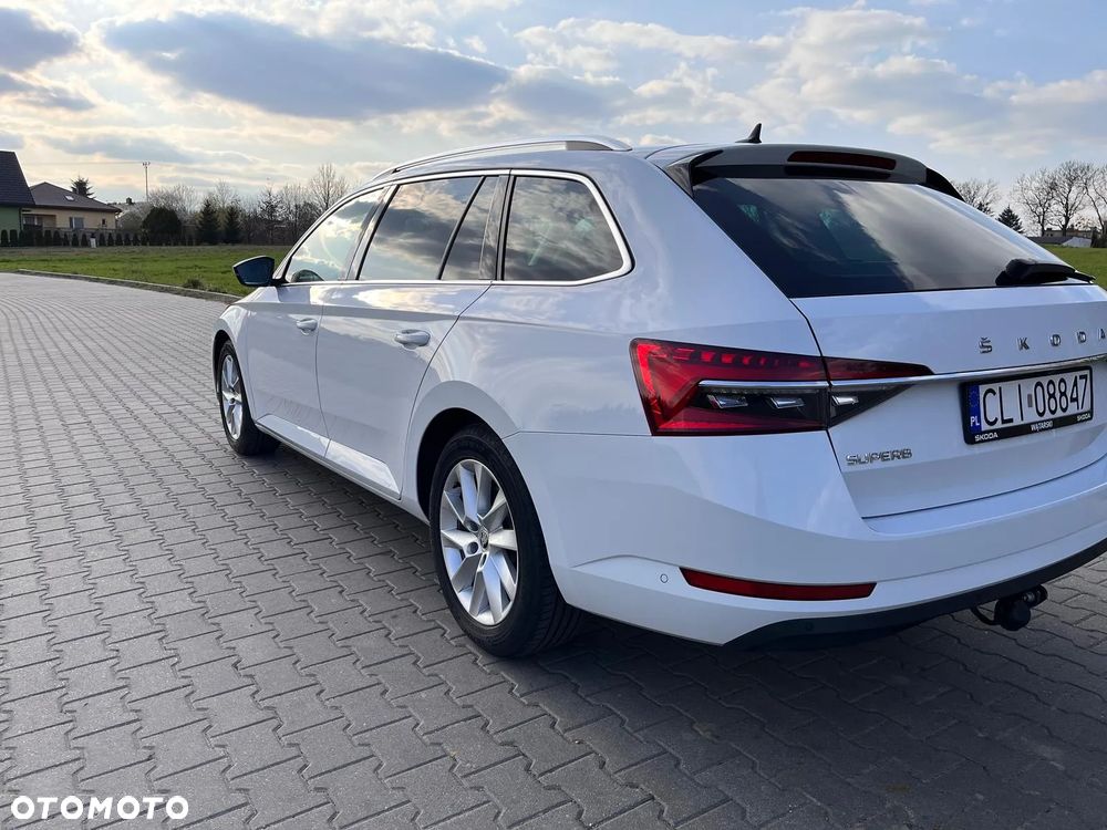 Skoda Superb 2.0 TDI SCR 4x4 Style DSG - 4