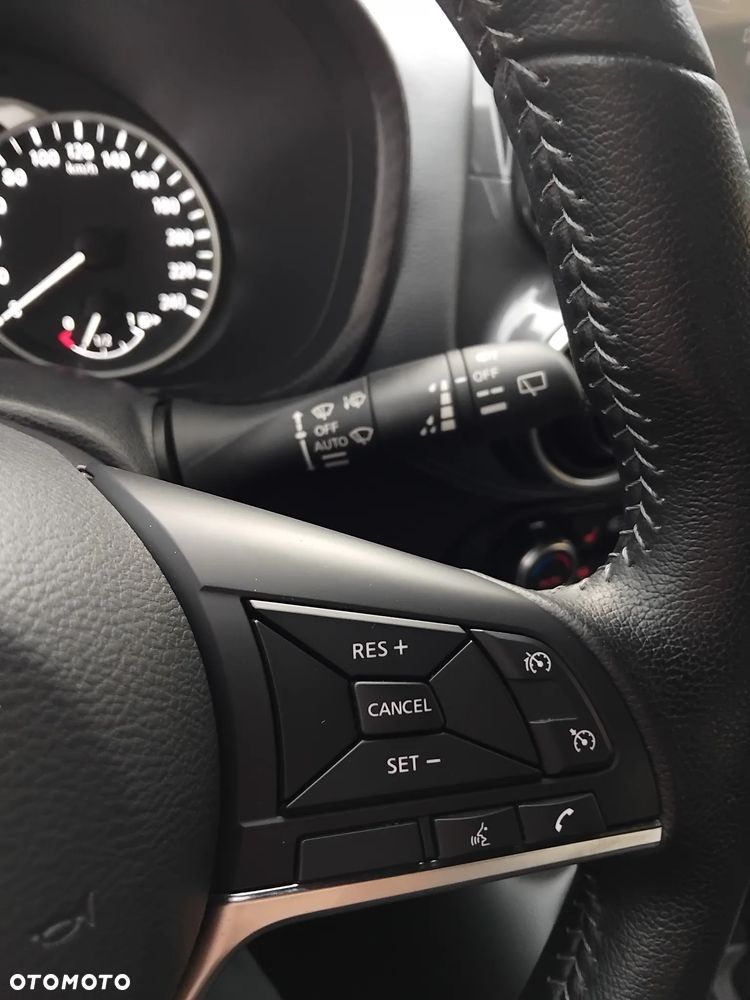 Nissan Juke 1.0 DIG-T N-Connecta - 10