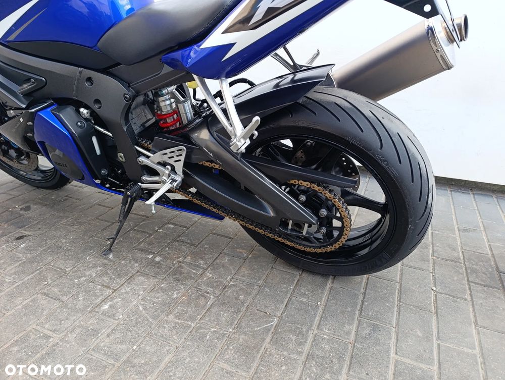 Yamaha R6 - 16