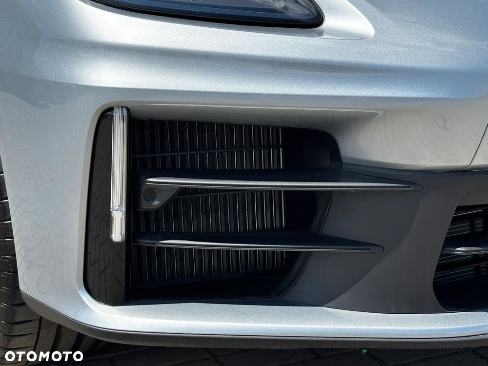 Porsche Panamera 4 - 13