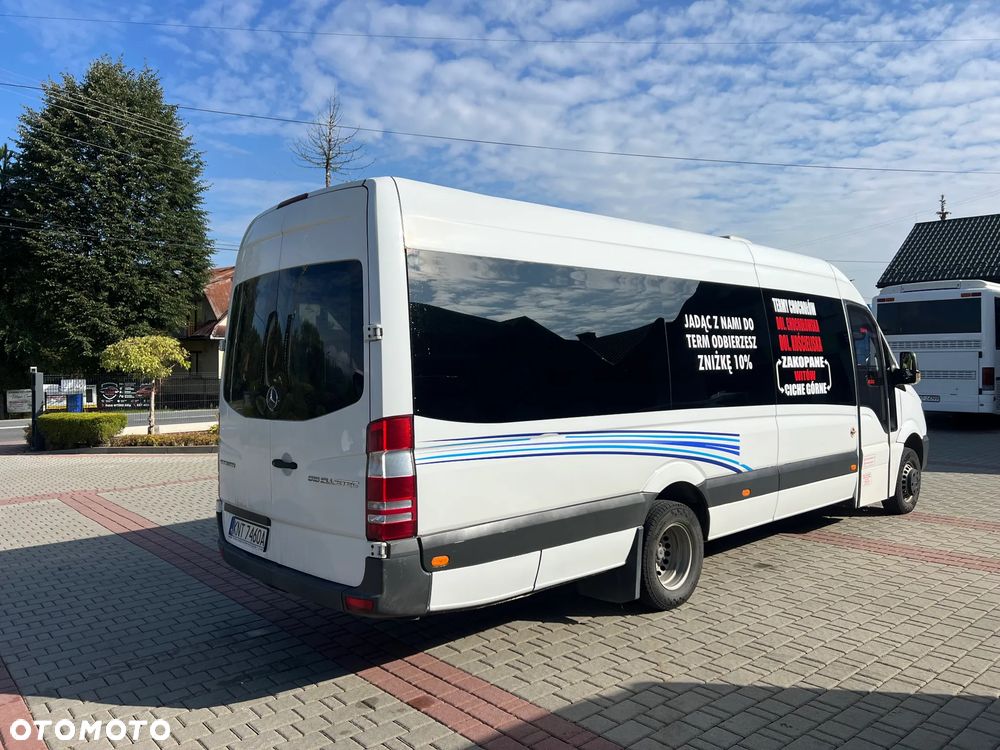 Mercedes-Benz Sprinter - 6
