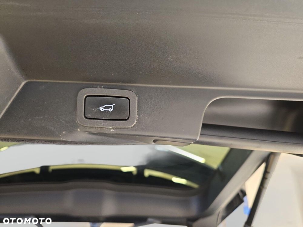 Land Rover Range Rover Sport - 23