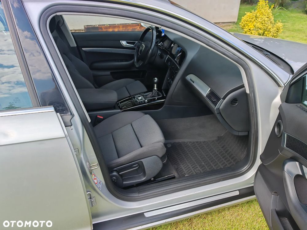 Audi A6 Avant 2.4 Quattro - 13