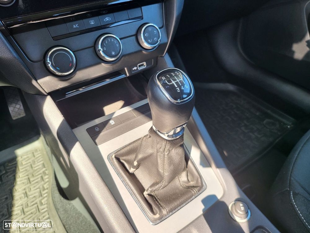 Skoda Octavia 2.0 TDI Style - 16